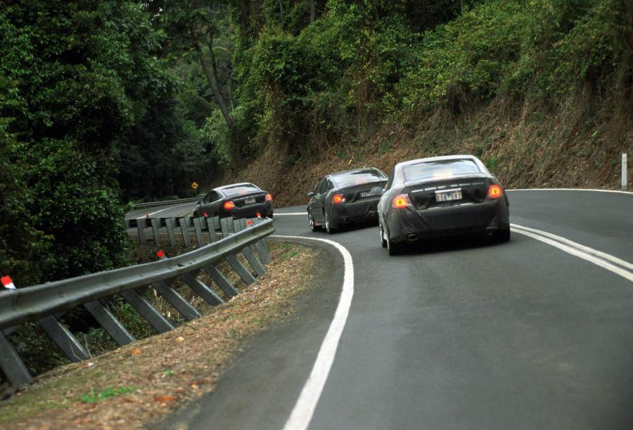  Holden Monaro V2 2001 года  (фото 30 из 53)